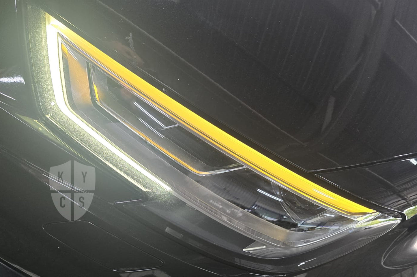 Audi A3 S3 RS3 (8V) Headlight Refurbishment & Repair From Burnt Yellowing LED DRL