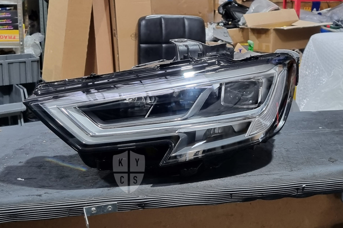 Audi A3 S3 RS3 (8V) Headlight Lens Replacement