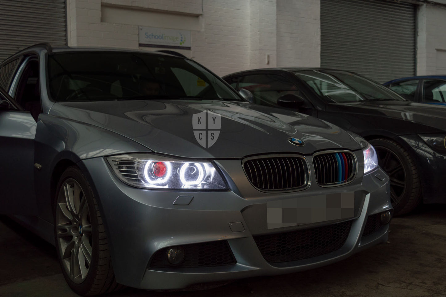 Headlight options on the above vehicle: KYCS (white) angel eyes | Classic blackout | Bi-LED 2.5" projector with LED bulb | Red demon eye | Move high beam to low beam bi-LED projector | LED indicators