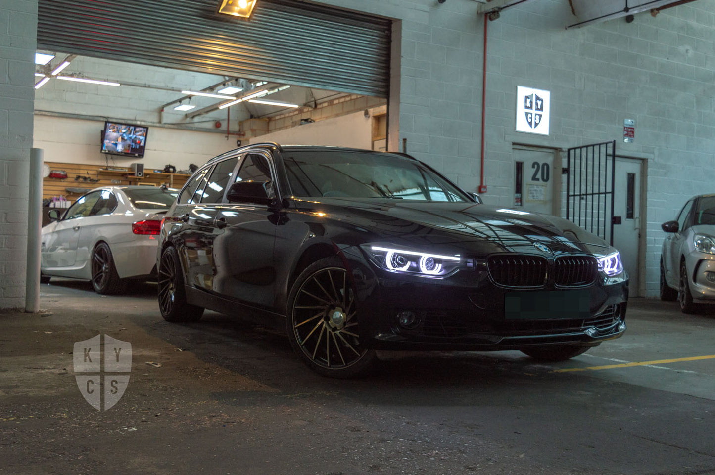 Select the following options to get the same headlights pictured above: BavGruppe Design 3/4 DTM Angel Eyes (White) | Modern Blackout Paintwork | Bi-LED 2.5" Projector With LED Bulb | High Beam LED Unit (Array Style) | LED Eyebrow Strip (Switchback) | New Lenses | LED Indicators