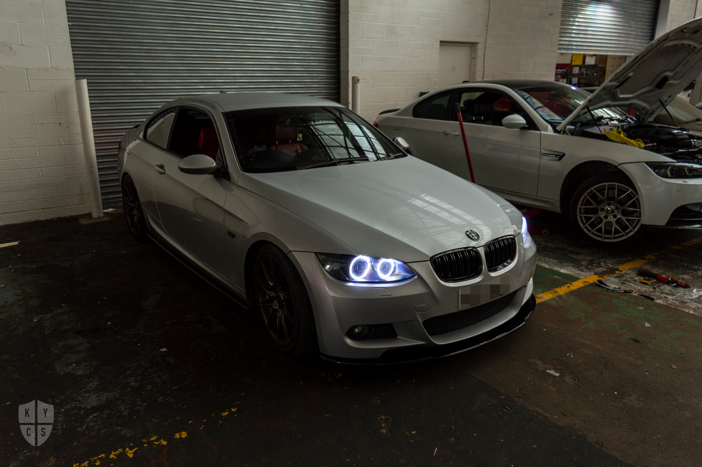 Prebuilt - E9x M3, E92/E93 Pre LCI (KYCS Full Circle Thin & Bright Angel Eyes)