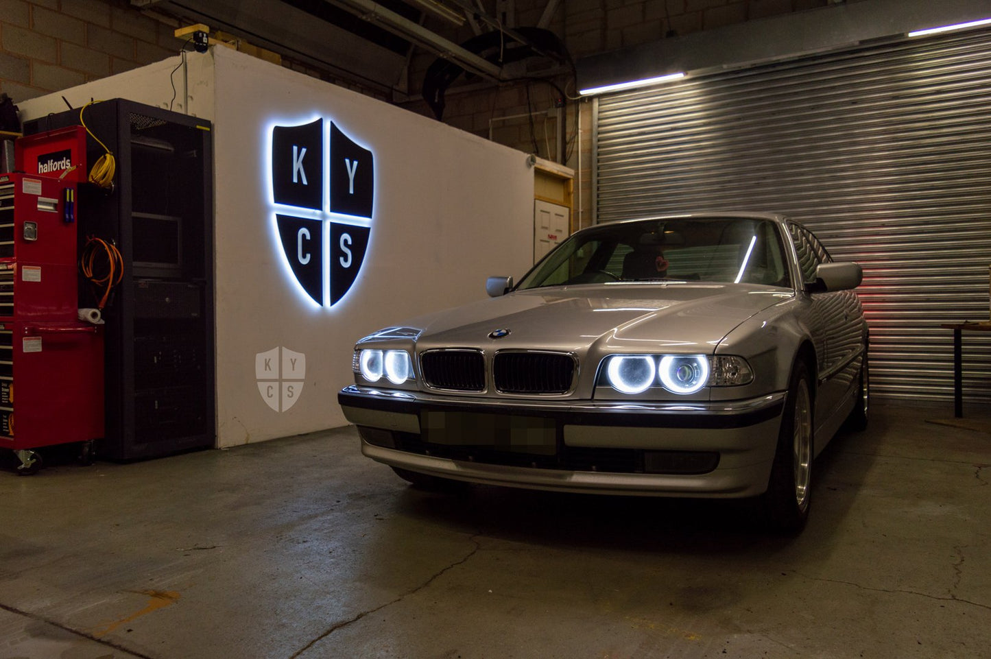 E38 Round Angel Eyes (7 Series Halogen Headlights)