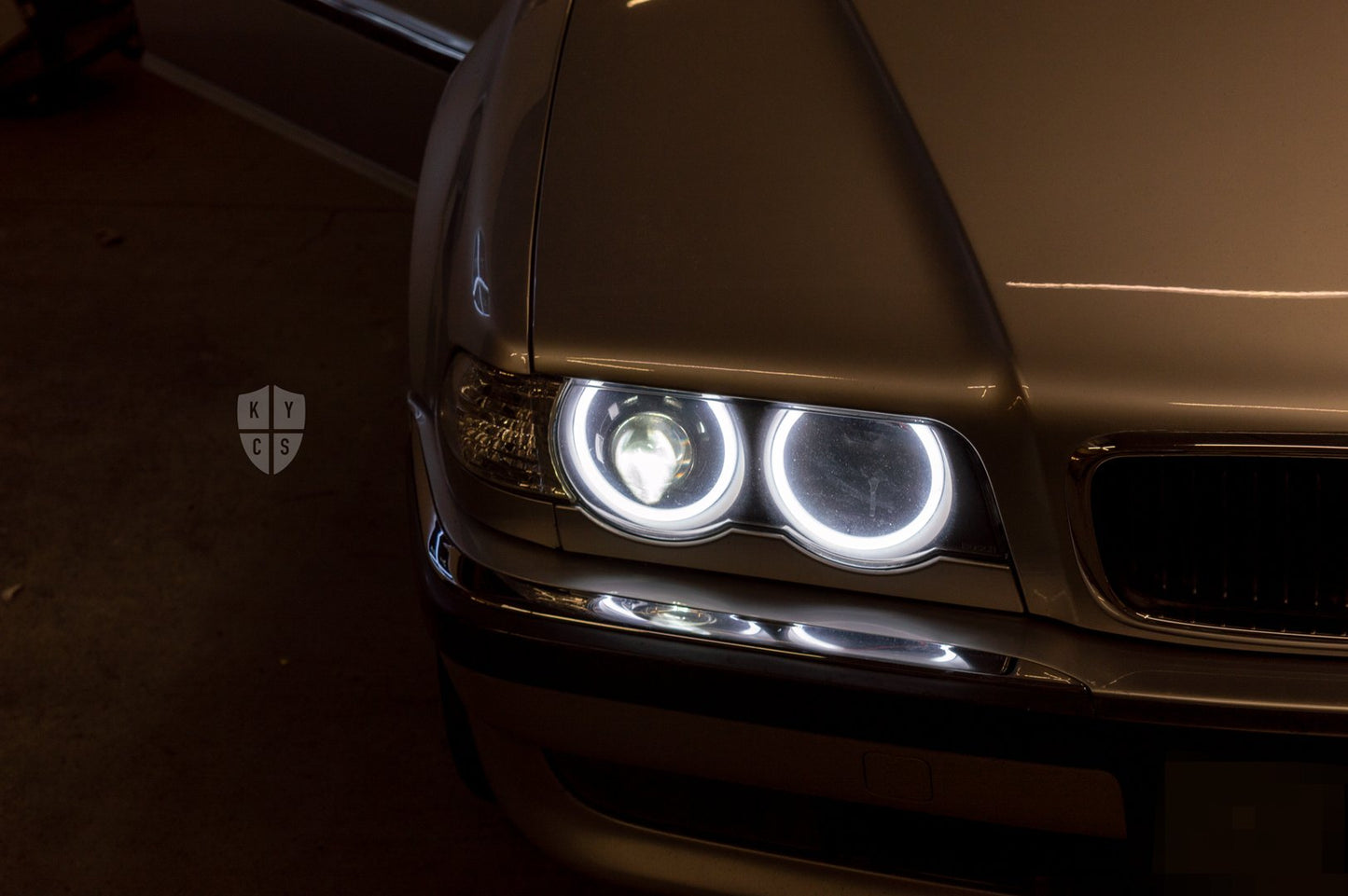E38 Round Angel Eyes (7 Series Halogen Headlights)