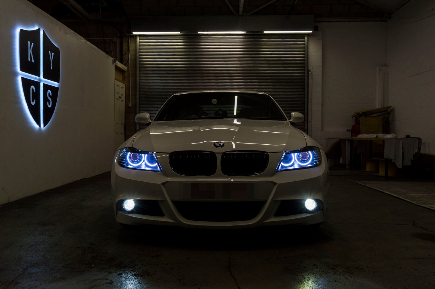 Headlight options on the above vehicle: KYCS (white) angel eyes | Custom paintwork | Bi-LED 2.5" projector with LED bulb | RGB demon eyes | Move high beam to low beam bi-LED projector | LED indicators