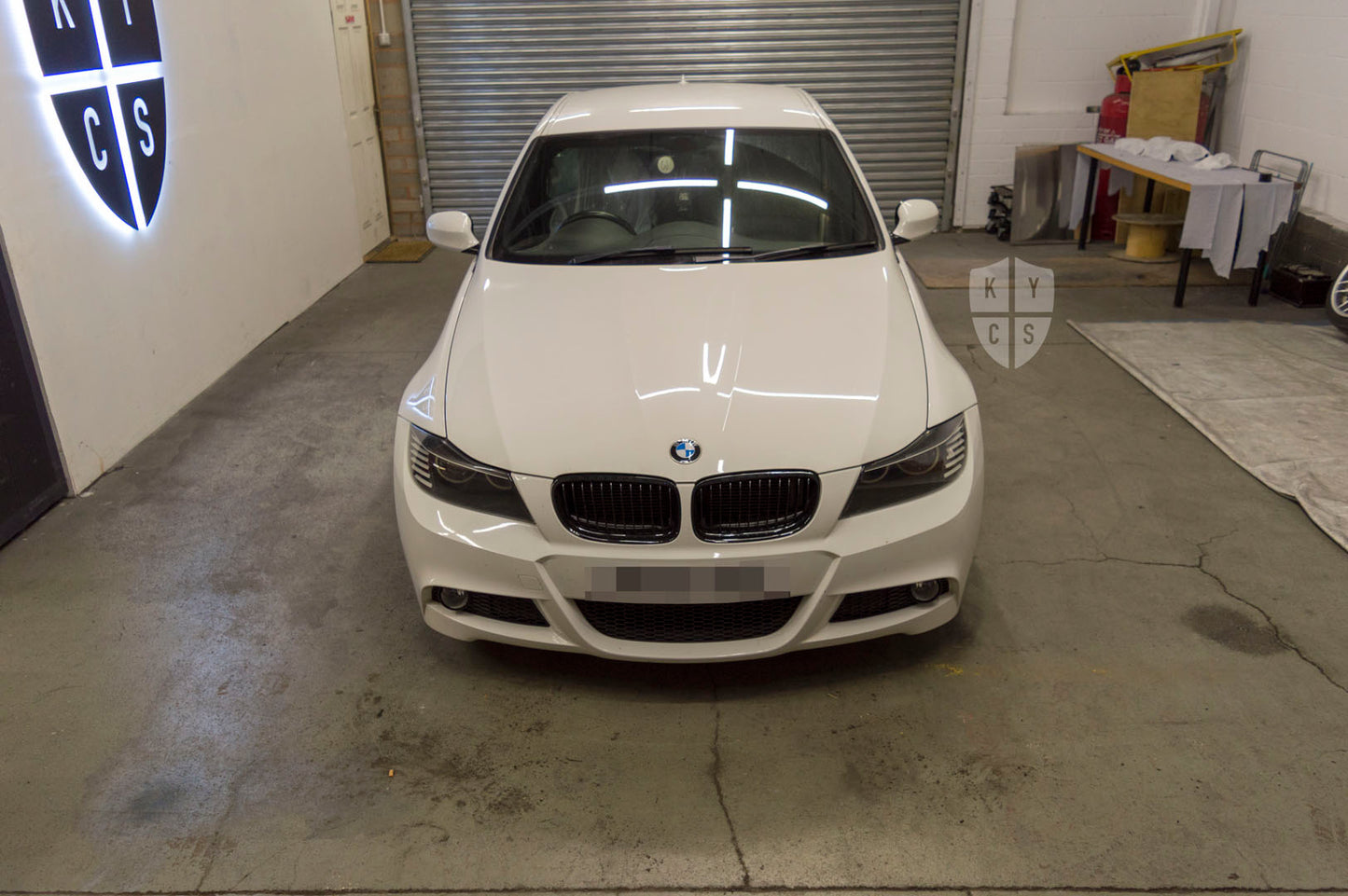 Headlight options on the above vehicle: KYCS (white) angel eyes | Custom paintwork | Bi-LED 2.5" projector with LED bulb | RGB demon eyes | Move high beam to low beam bi-LED projector | LED indicators