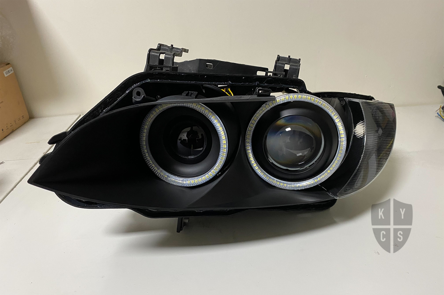 Prebuilt - E9x M3, E92/E93 Pre LCI (KYCS Full Circle Thin & Bright Angel Eyes)