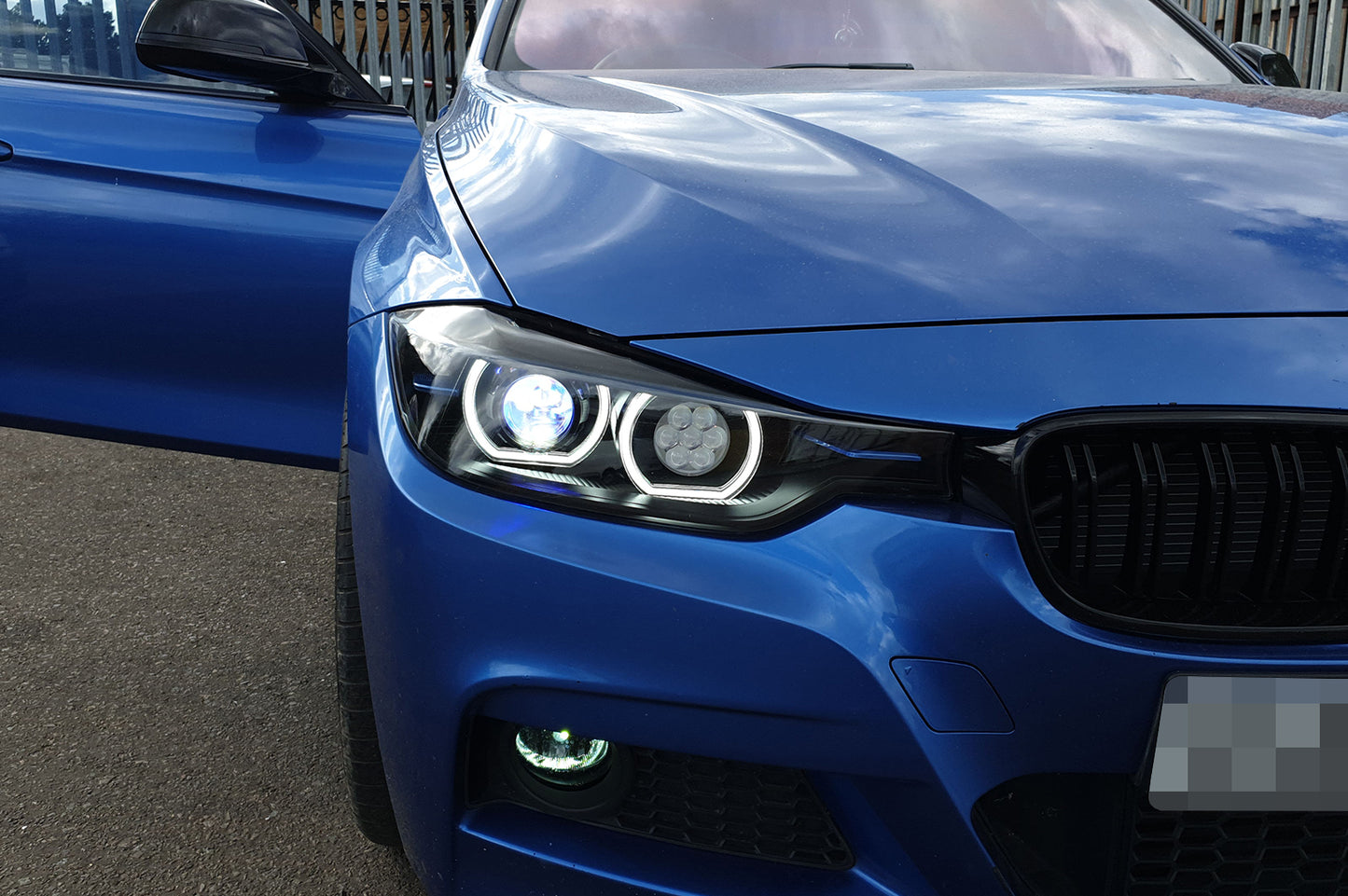 F30 F31 Pre LCI - DTM Angel Eyes (3 Series Halogen Headlights)