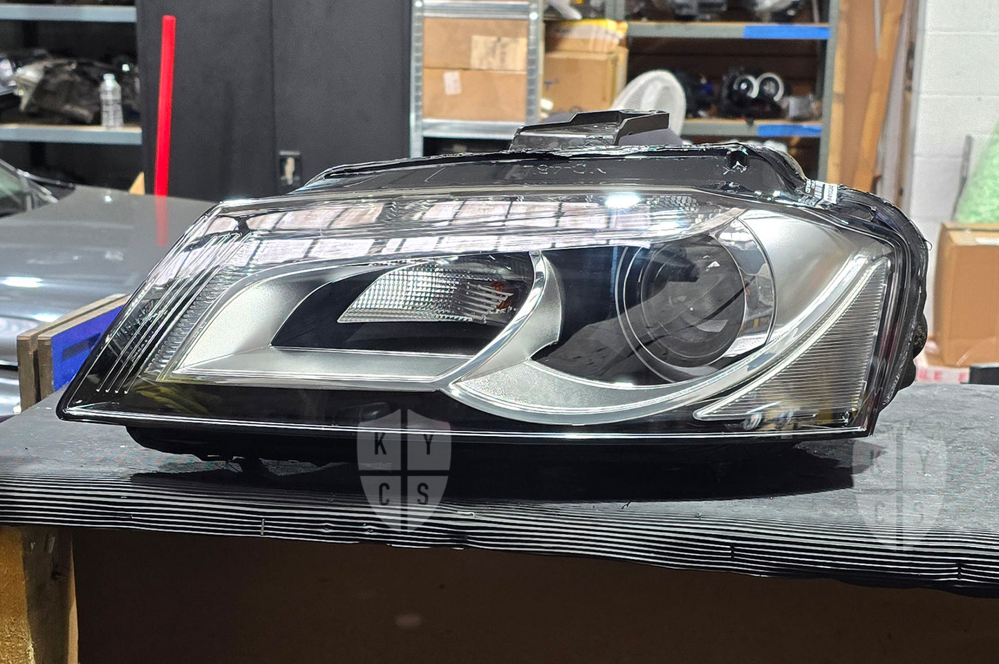 Audi A3 S3 RS3 (8P) Headlight Lens Replacement
