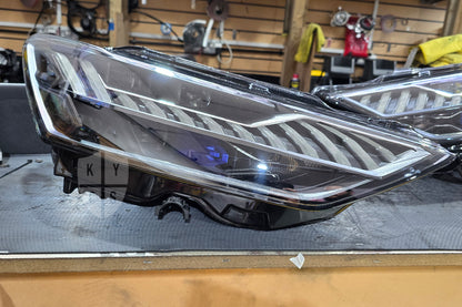 Audi A7 S7 RS7 (4K) Headlight Lens Replacement