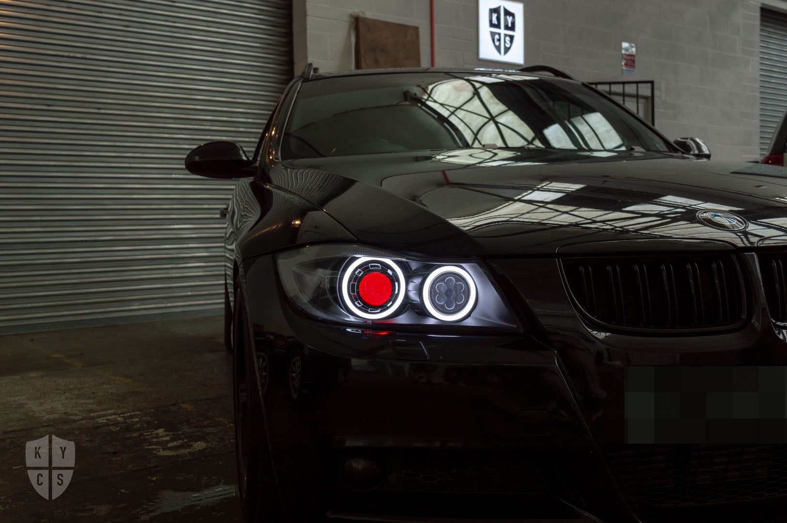 Headlight options on the above vehicle: KYCS (white) angel eyes | Modern blackout | Bi-LED 2.5" projector with LED bulb | Upgraded high beam (high beam LED unit array style) | Red demon eye | New headlight plastic lenses/covers | LED indicators