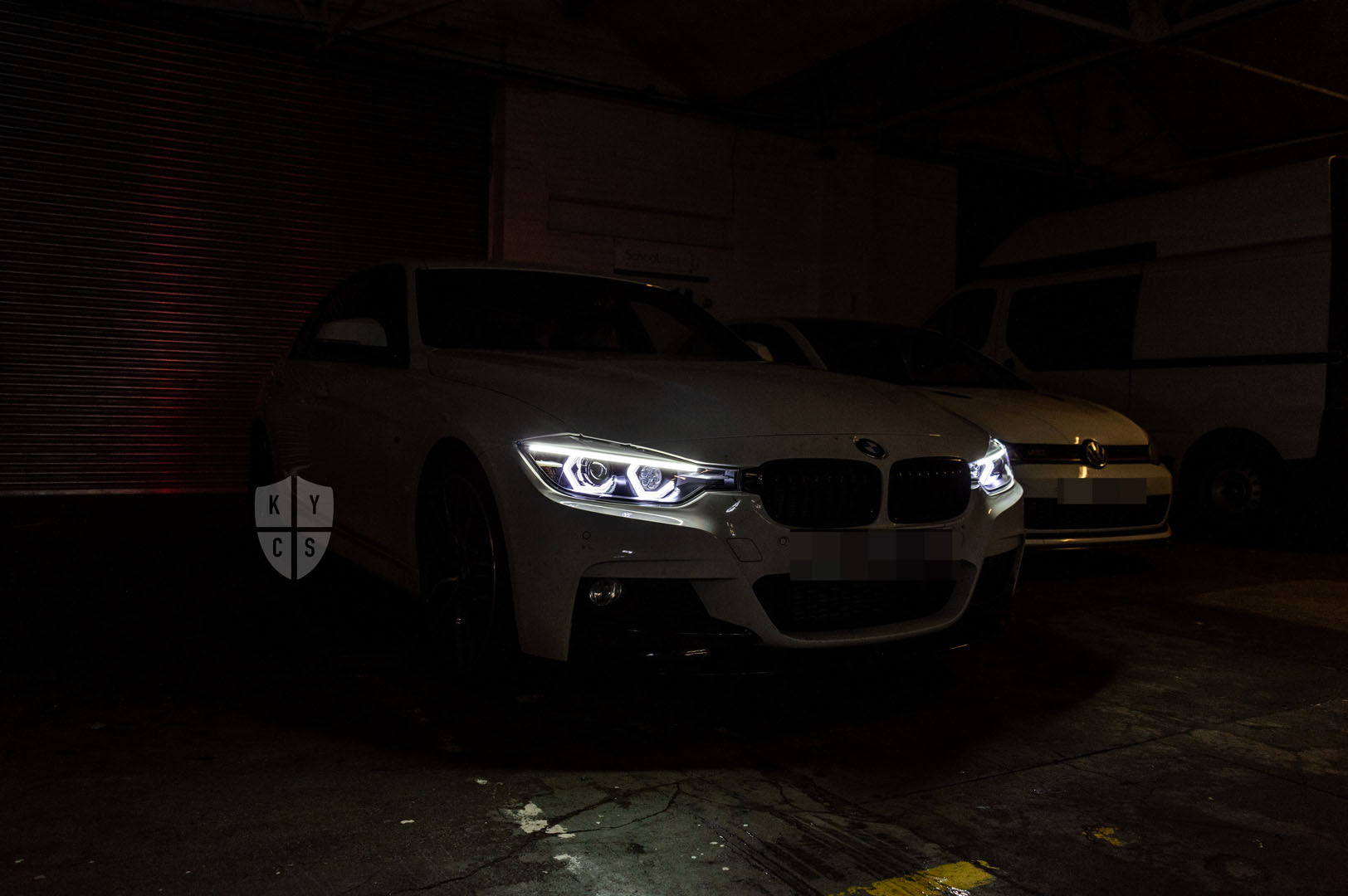 Select the following options to get the same headlights pictured above: BavGruppe Design Vision Angel Eyes (White) | Modern Blackout Paintwork | Bi-LED 2.5" Projector With LED Bulb | High Beam LED Unit (Array Style) | LED Eyebrow Strip (Switchback) | New Lenses | LED Indicators
