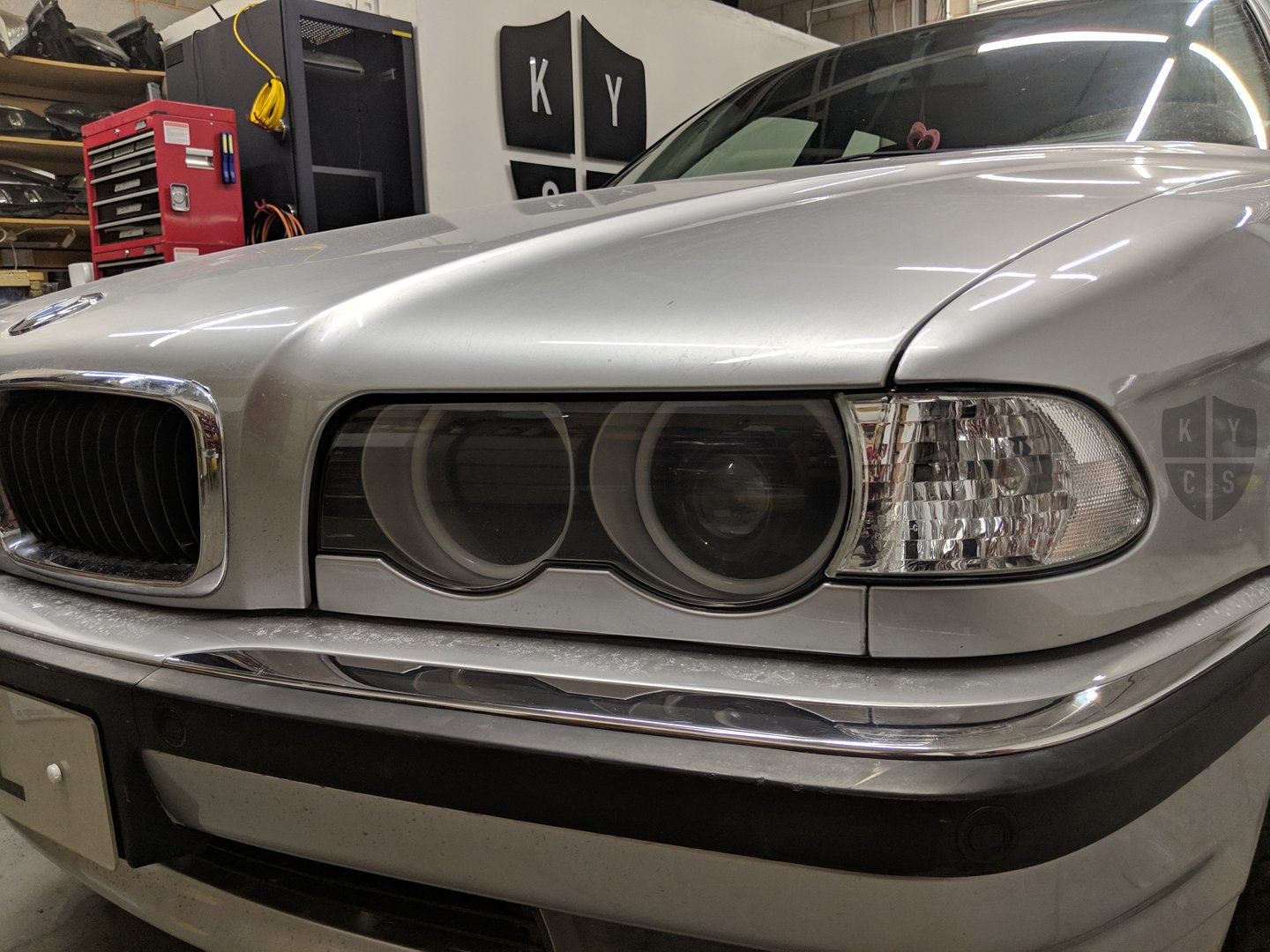 E38 Round Angel Eyes (7 Series Halogen Headlights)